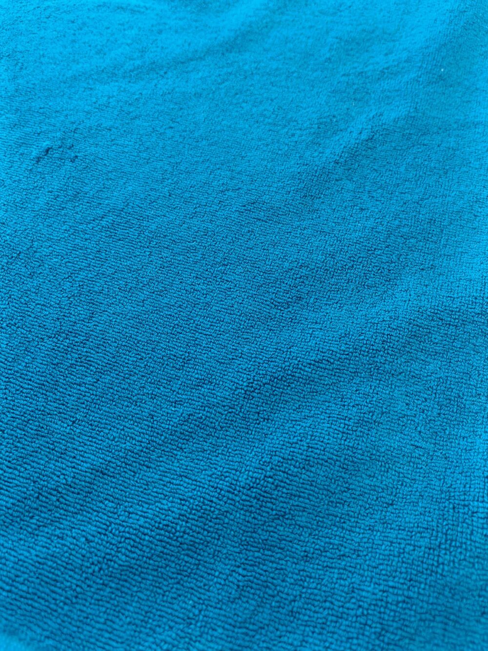 pool towel 100x200cm middle turquoise blue 600gsm - Image 3