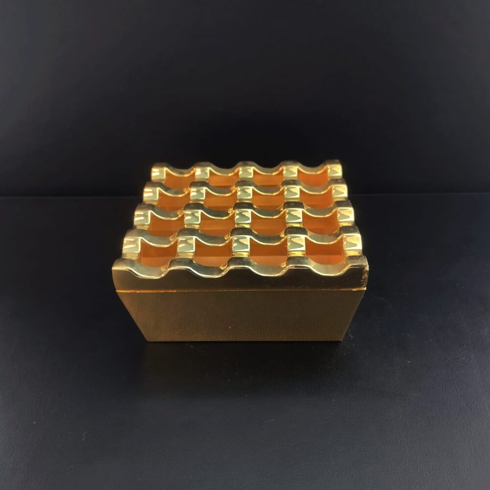 Ashtray indoor gold color 16 holes